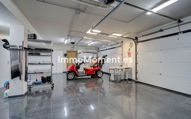 Wiederverkauf - Villa - Marbella - Nueva Andalucía