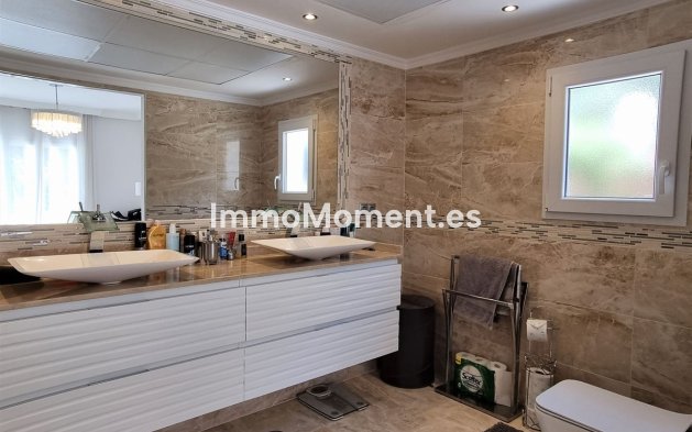 Reventa - Villa - Marbella - Elviria