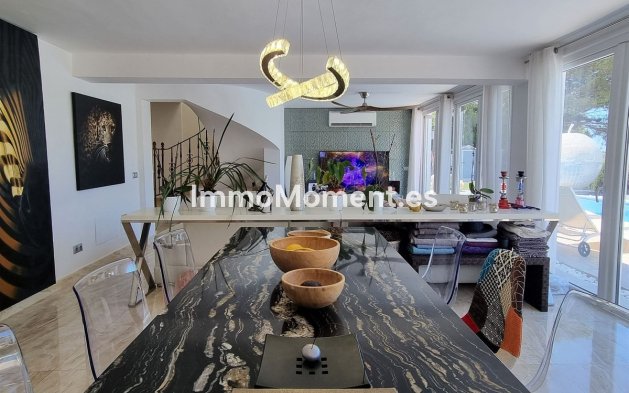 Reventa - Villa - Marbella - Elviria