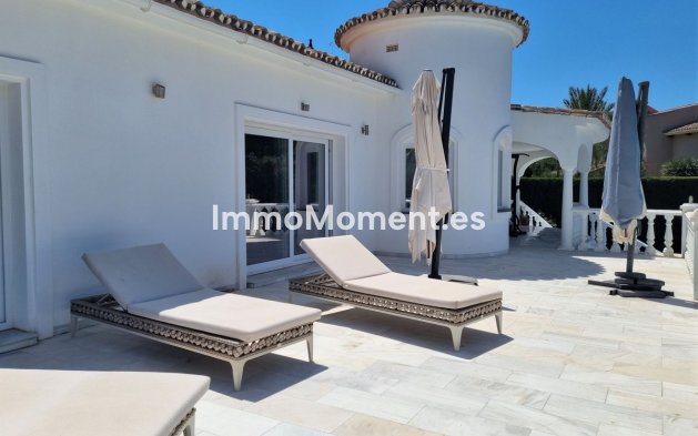 Reventa - Villa - Marbella - Elviria