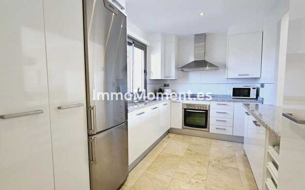 Reventa - Apartamento - Estepona  - Selwo