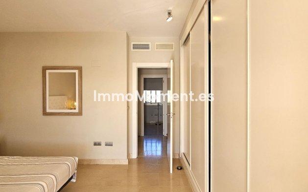Reventa - Apartamento - Estepona  - Selwo