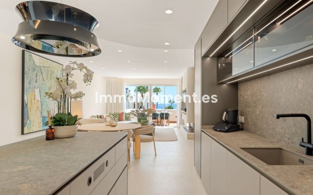 Resale - Apartment - Estepona - New Golden Mile