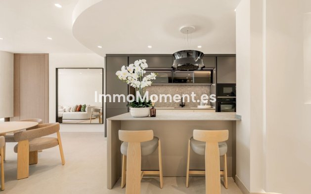 Resale - Apartment - Estepona - New Golden Mile