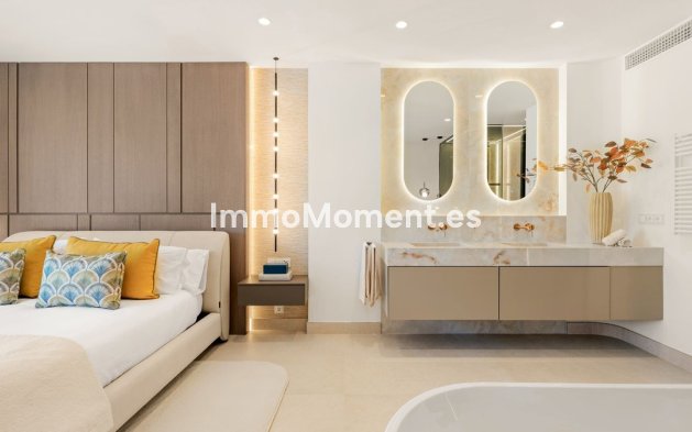 Resale - Apartment - Estepona - New Golden Mile