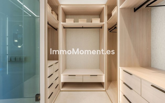 Resale - Apartment - Estepona - New Golden Mile