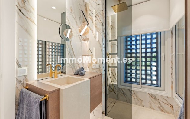 Resale - Apartment - Estepona - New Golden Mile