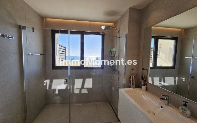 Wiederverkauf - Reihenhaus - Estepona  - New Golden Mile