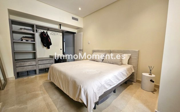 Wiederverkauf - Wohnung - Marbella - Puerto Banús