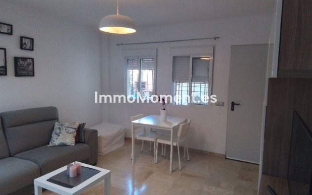Wiederverkauf - Wohnung - Estepona  - Benamara