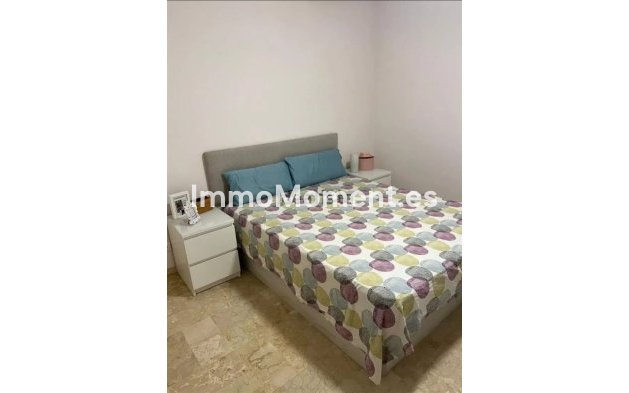 Wiederverkauf - Wohnung - Estepona  - Benamara