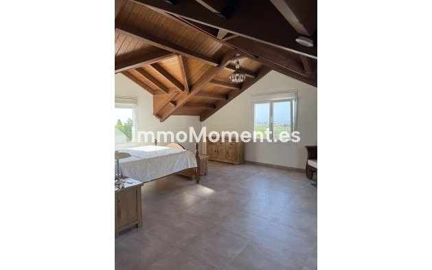 Reventa - Villa - Estepona  - Estepona Centro