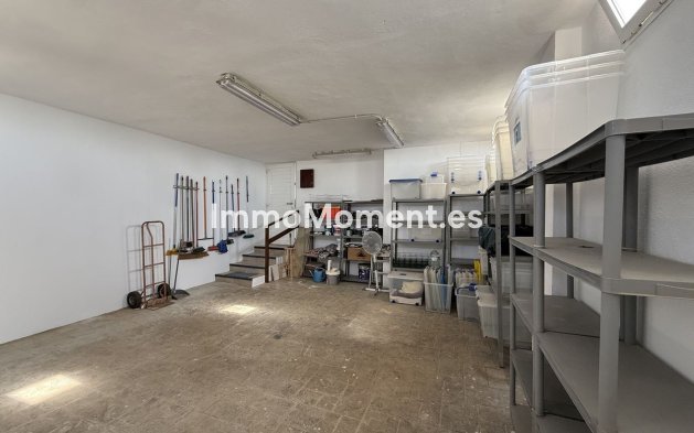 Reventa - Villa - Estepona  - Estepona Centro