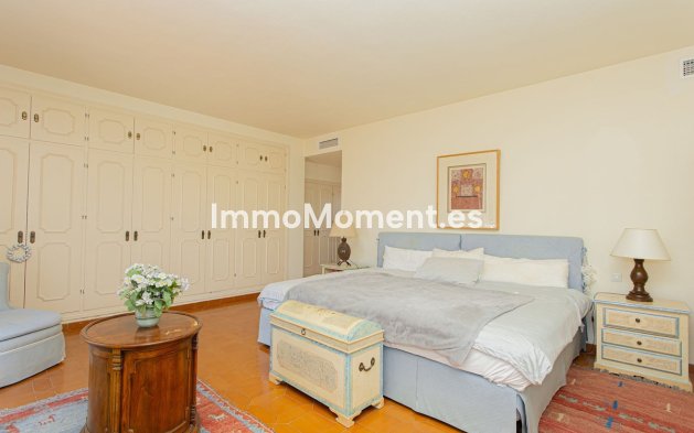 Wiederverkauf - Villa - Marbella - Nueva Andalucía