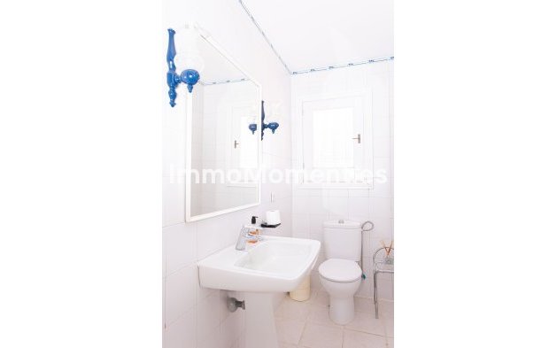 Wiederverkauf - Villa - Marbella - Nueva Andalucía