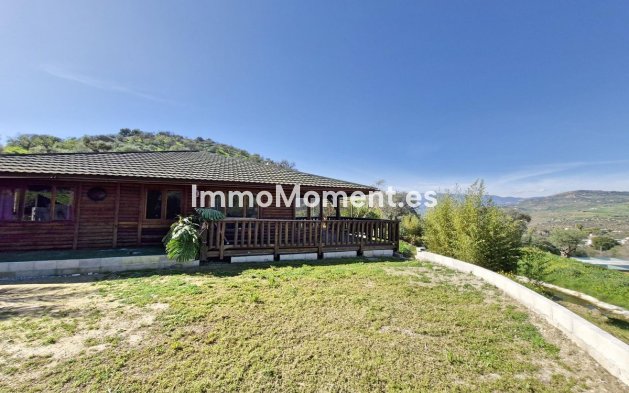 Reventa - Casa de campo - Interior  - Coín