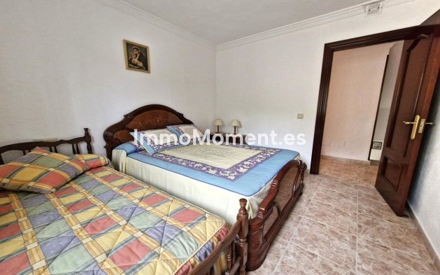 Wiederverkauf - Reihenhaus -   Inländisch - Guaro