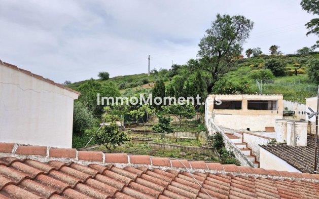 Wiederverkauf - Reihenhaus -   Inländisch - Guaro