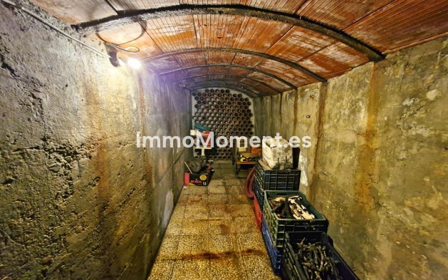 Wiederverkauf - Reihenhaus -   Inländisch - Guaro