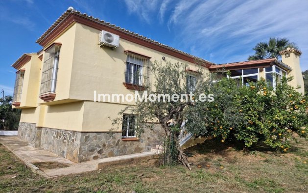 Revente - Maison de campagne - Intérieur                       - Coín