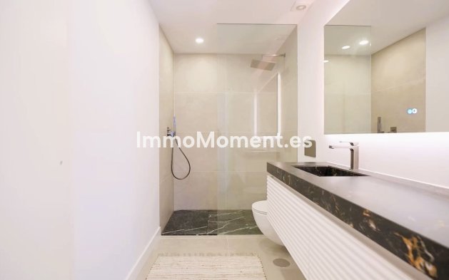 Wiederverkauf - Villa - Marbella - The Golden Mile