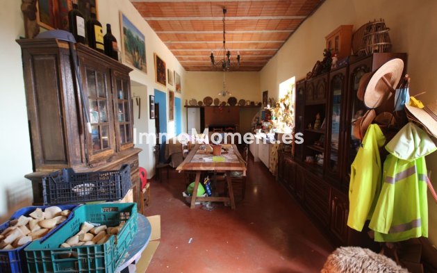 Reventa - Casa de campo - Interior  - Almogía