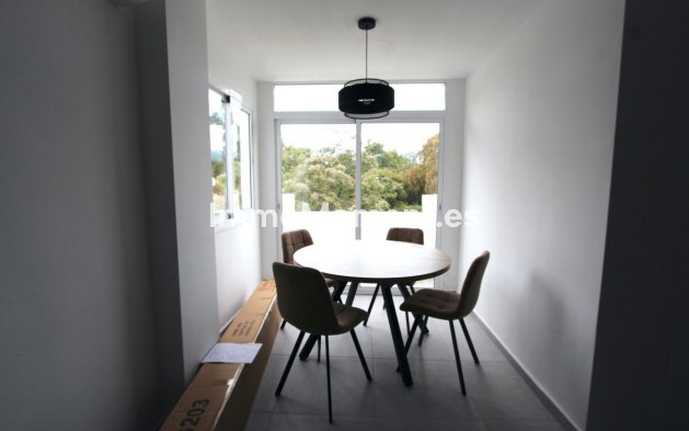 Reventa - Apartamento - Marbella - Elviria