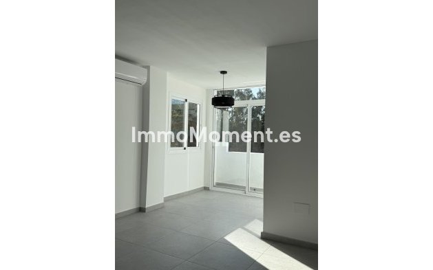Reventa - Apartamento - Marbella - Elviria