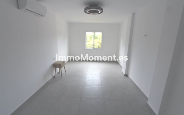 Reventa - Apartamento - Marbella - Elviria