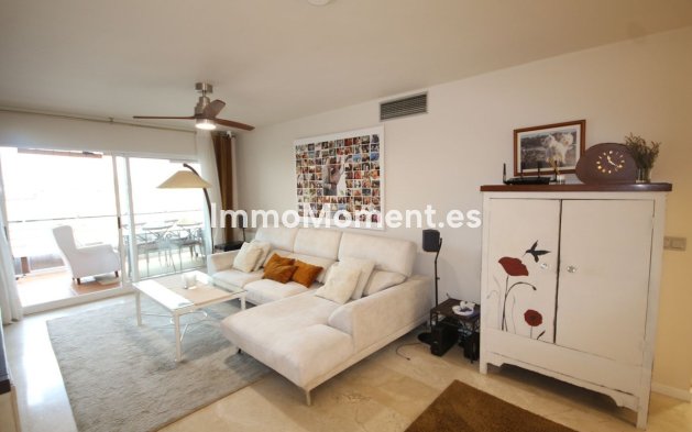 Resale - Apartment - Marbella - Guadalmina Alta