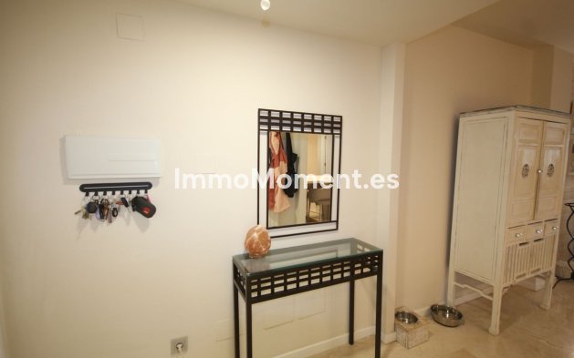 Resale - Apartment - Marbella - Guadalmina Alta