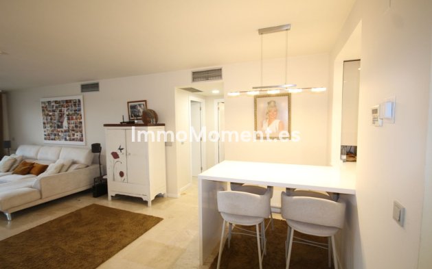 Resale - Apartment - Marbella - Guadalmina Alta