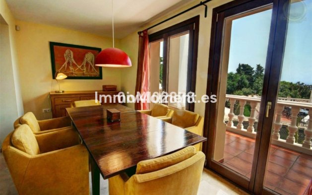 Resale - Villa - Benalmadena - Benalmadena Pueblo
