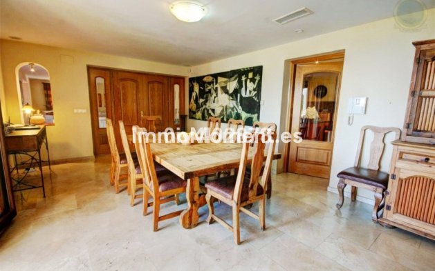 Resale - Villa - Benalmadena - Benalmadena Pueblo