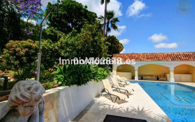 Resale - Villa - Benalmadena - Benalmadena Pueblo