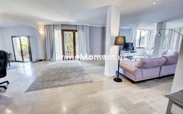 Resale - Villa - Benalmadena - Benalmadena Costa