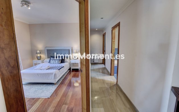 Resale - Villa - Benalmadena - Benalmadena Costa