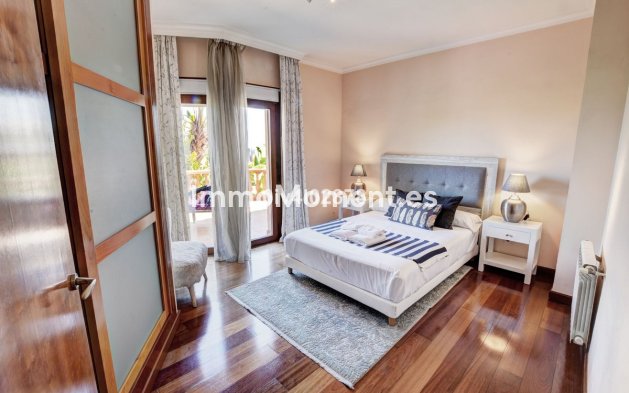 Resale - Villa - Benalmadena - Benalmadena Costa