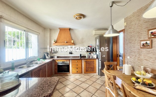 Bestaande woning - Vrijstaande villa - Torremolinos