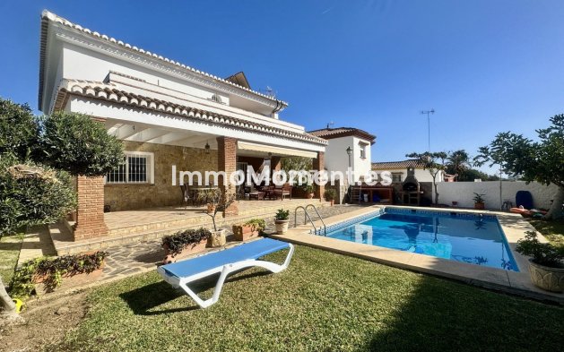 Bestaande woning - Vrijstaande villa - Torremolinos