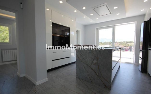 Wiederverkauf - Villa - La Nucía - La Nucia Centro