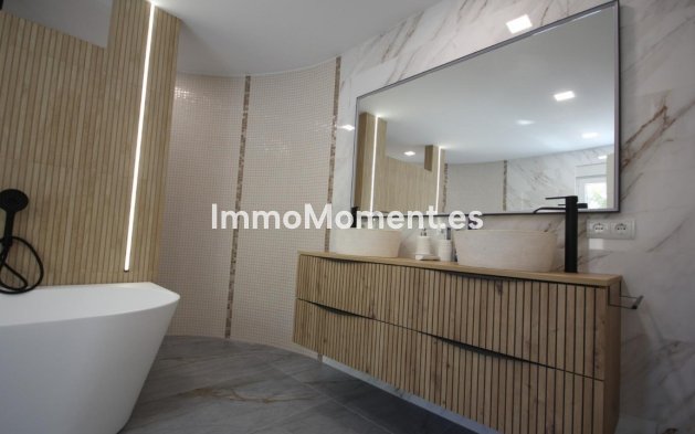 Wiederverkauf - Villa - La Nucía - La Nucia Centro