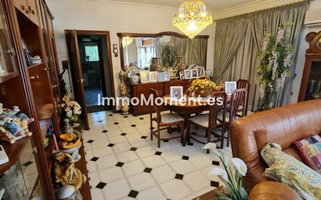 Revente - Villa - Benidorm - Benidorm Centro