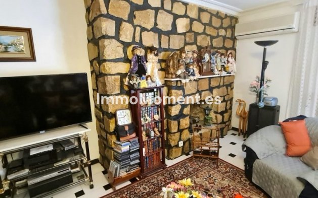 Revente - Villa - Benidorm - Benidorm Centro