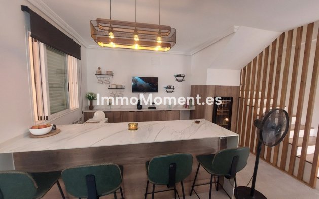 Revente - Villa - Benidorm - Benidorm Centro