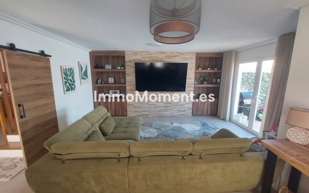 Revente - Villa - Benidorm - Benidorm Centro