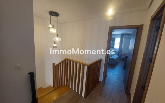 Revente - Villa - Benidorm - Benidorm Centro