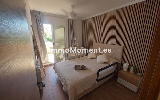 Revente - Villa - Benidorm - Benidorm Centro