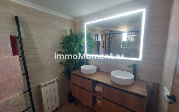 Revente - Villa - Benidorm - Benidorm Centro