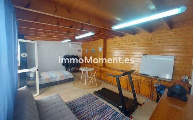 Revente - Villa - Benidorm - Benidorm Centro